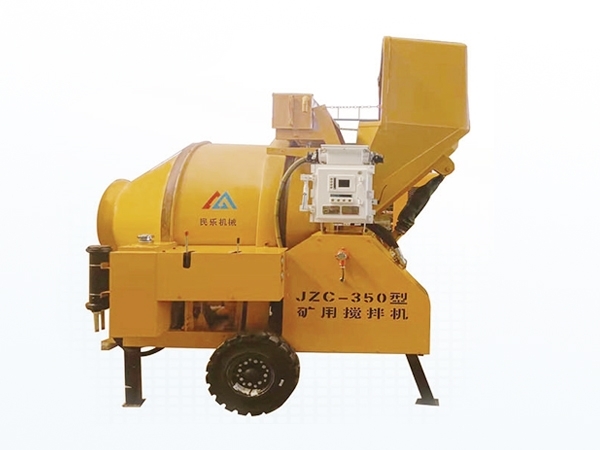 礦用濕噴臺(tái)車(chē)，礦用混凝土泵，礦用攪拌機(jī)發(fā)貨